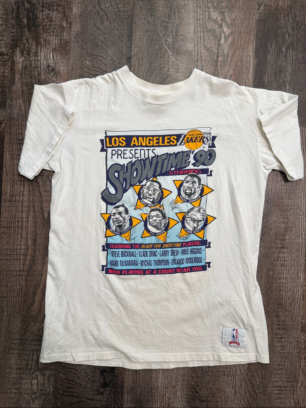 Vintage 1990 Los Angeles Lakers 'Showtime '90' Graphic Tee - White